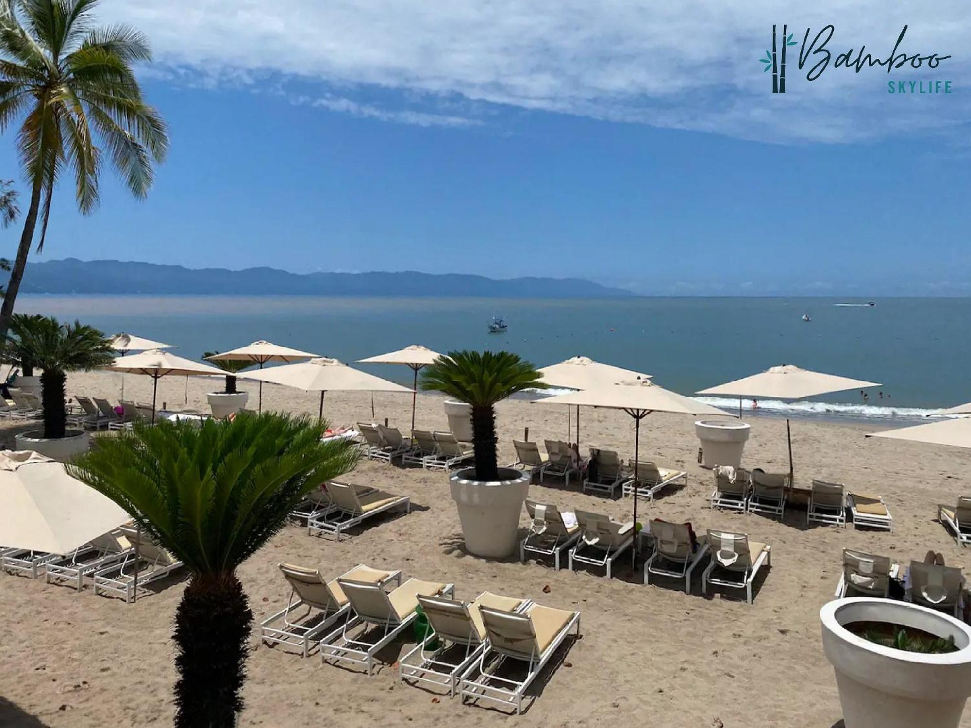 Icon Vallarta Beach Front By Bamboo Skylife Puerto Vallarta Exterior photo