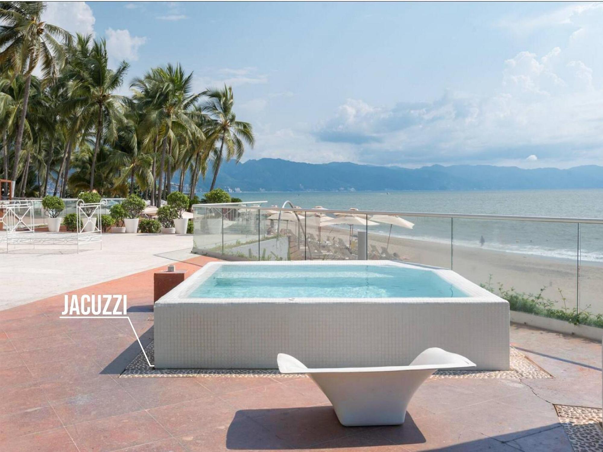 Icon Vallarta Beach Front By Bamboo Skylife Puerto Vallarta Exterior photo