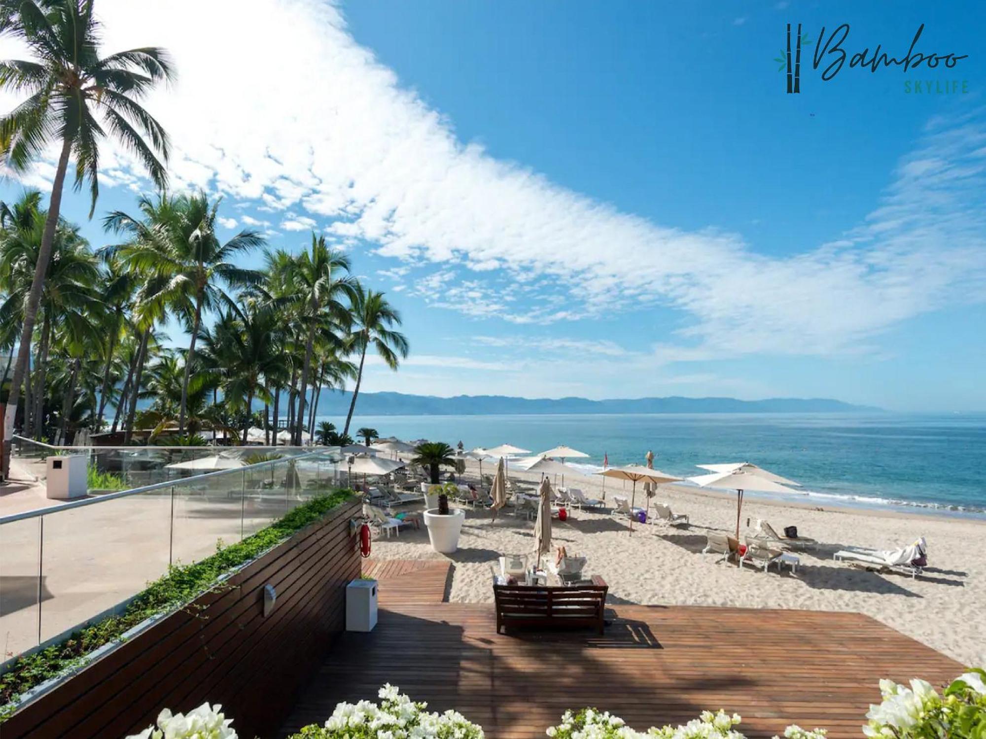 Icon Vallarta Beach Front By Bamboo Skylife Puerto Vallarta Exterior photo