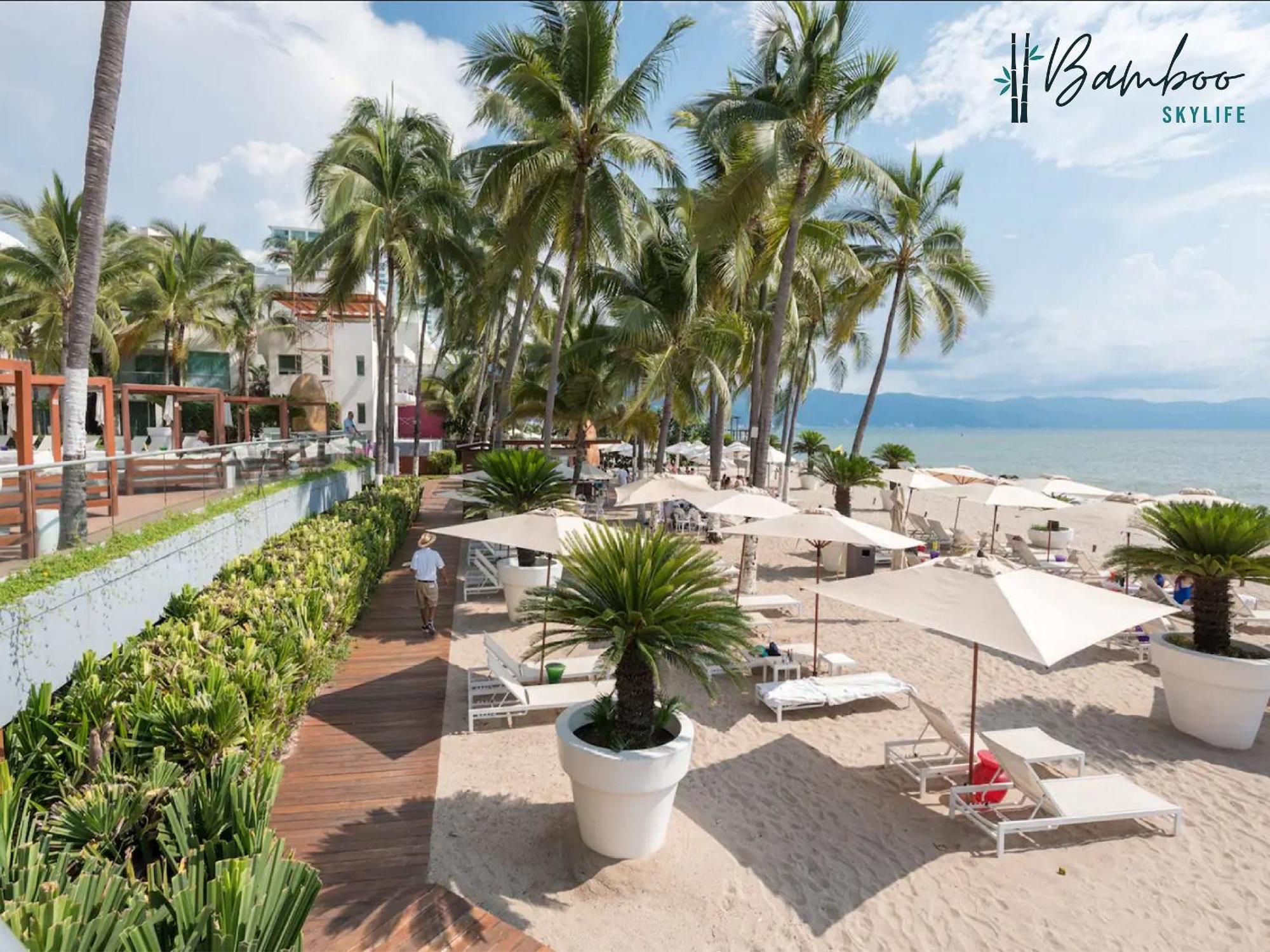 Icon Vallarta Beach Front By Bamboo Skylife Puerto Vallarta Exterior photo